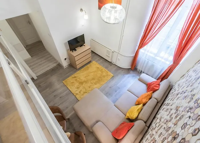 Leda's Next To The Danube And Fashion Street Apartament