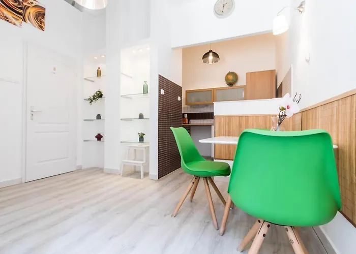 Leda's Next To The Danube And Fashion Street Apartament *